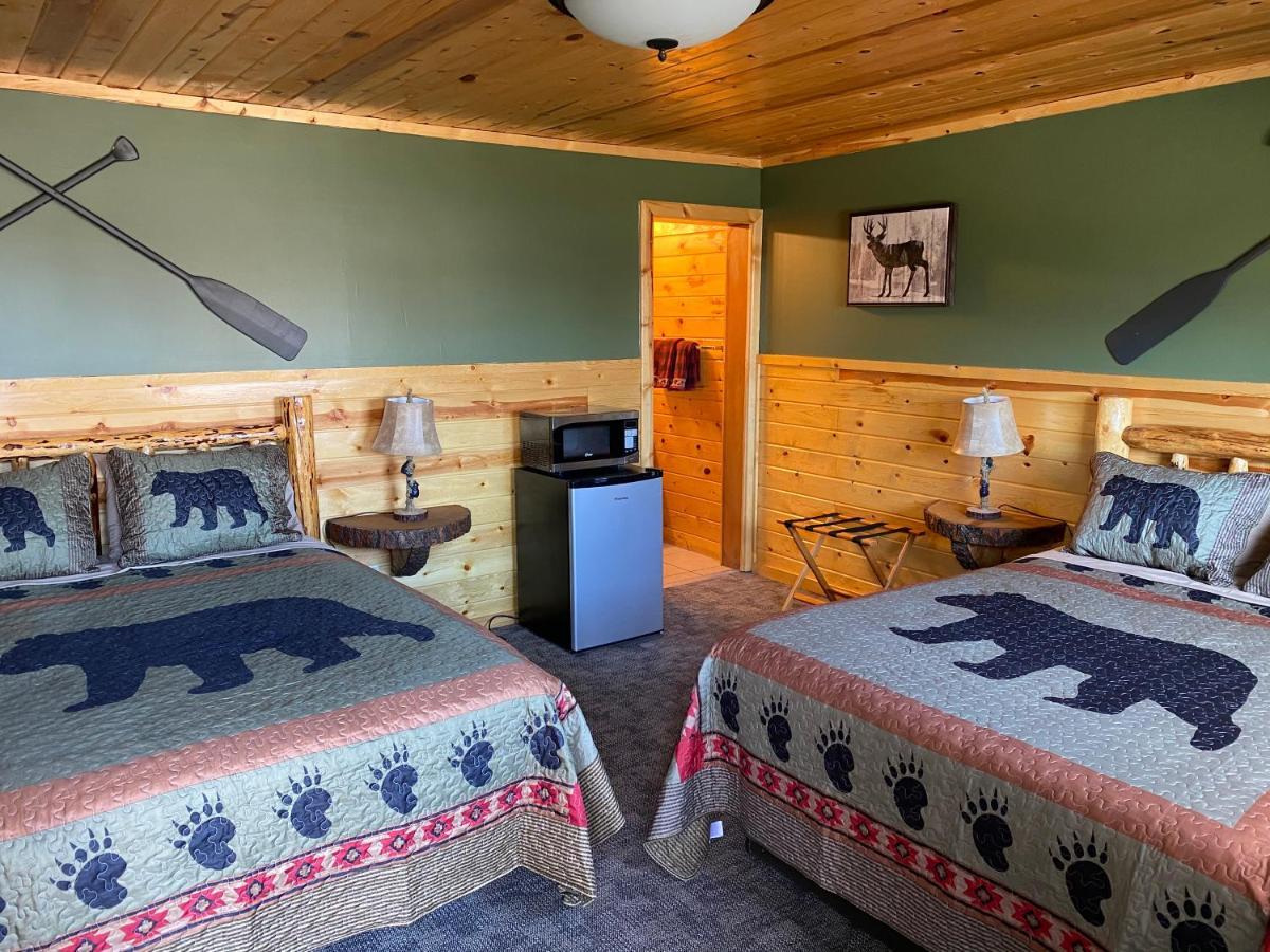 The Fishing Bear Lodge Ashton Extérieur photo